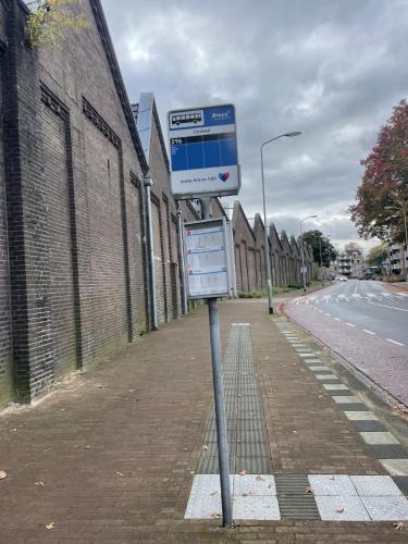 a street sign on the side of a street at Stylish Suite Near Gouden Ham Wifi Ac in Oss