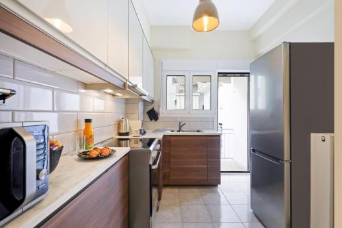 Embassy Residence - 3 Bedroom - Greecing