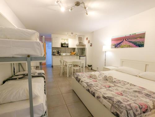 Chateau 4 Pers Vecchia Nizza AC WiFi