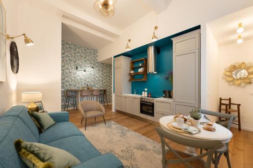 Via dei Pepi 3 - Florence Charming Apartments - Chic retreat Apartment a few steps from Santa Croce Square