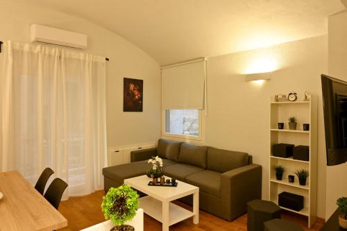 Thessaloniki Downtown Superior Apartment