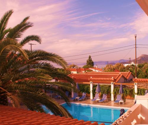 Votsalakia Hotelの敷地内または近くにあるプール