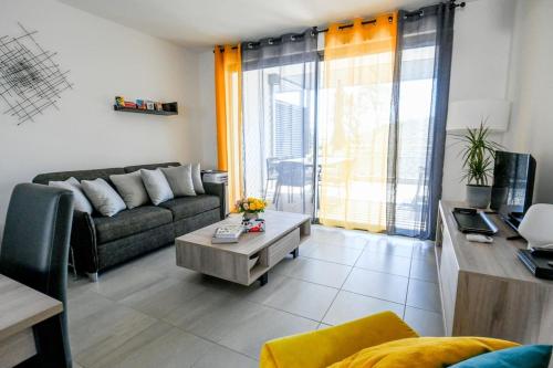 Milla - Panoramic Terrace Calm & Cosy - by TGB