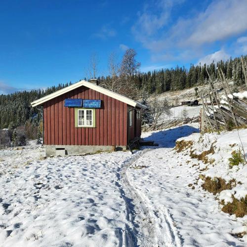 Το Authentic Cabin Near Risgrånnbakken τον χειμώνα