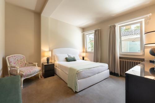 Via del Campuccio, 72 - 300 sqm Luxurious with Parking and Private Terrace - Florence Charming Apartments