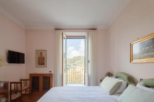 Tomas' house Clodio