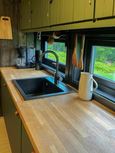 Gambar di galeri bagi Trysil Cabin At Jevnaker With Scenic View di Roa