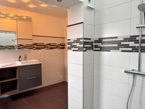 Η κουζίνα ή μικρή κουζίνα στο Meerblickappartement mit Kamin