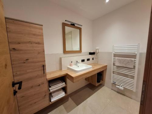 Kúpeľňa v ubytovaní Sonnenappartements Madlstatthof