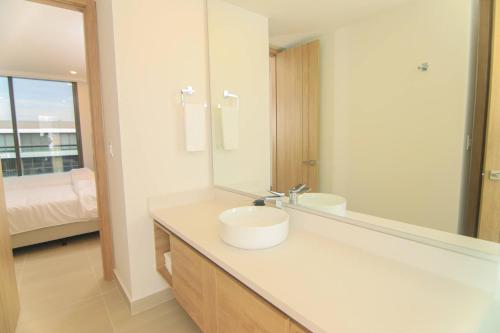 Ένα μπάνιο στο Exclusive Apartment With Ocean View By Huespedia
