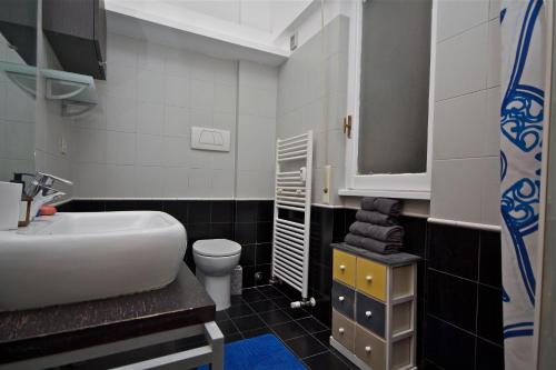 Porta Portese Happy House by Hili