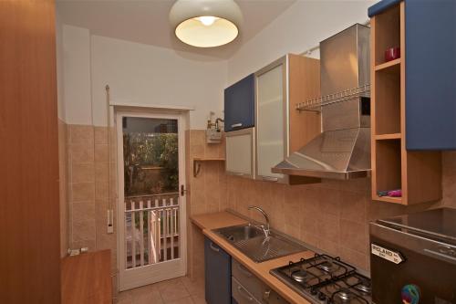 Porta Portese Happy House by Hili