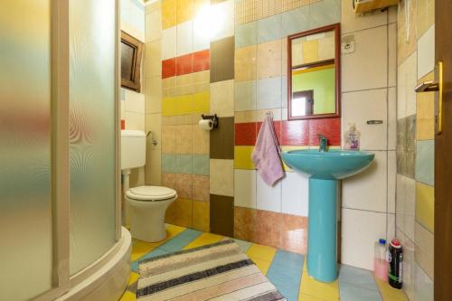 Koupelna v ubytování Planinska Kuća OBLAK