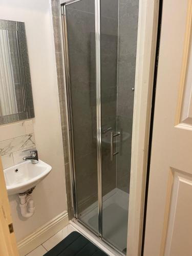 Bilik mandi di LONDON CITY AIRPORT, EXCEL & 02 ARENa PROXIMITY HOUSE