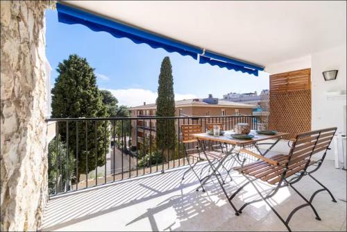 UHC El Cranc Apartments