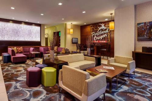 Courtyard by Marriott Portland City Center Image