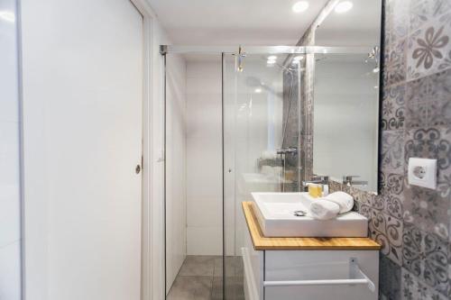 Amplio apartamento de diseño precioso con parking incluido en pleno centro