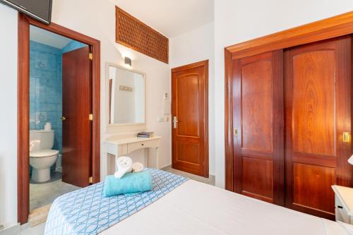 Ένα μπάνιο στο Hotel Martorell by MHR
