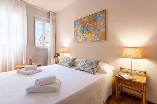 Via Panzani 16, 4th Floor - Patrizia - Bright apartment 300m from Duomo and Train station