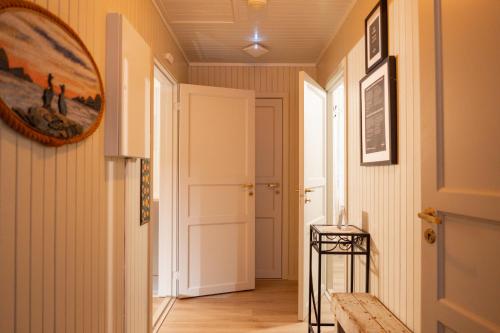 Φωτογραφία από το άλμπουμ του Anitas Waterfront Cabins σε Reine