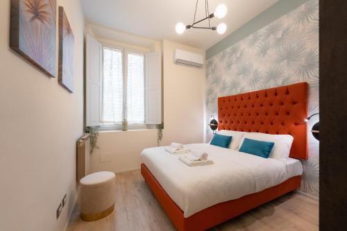 Via Santa Reparata, 1 - 2nd floor - Stunning and Spacious 10 min to Historic Center