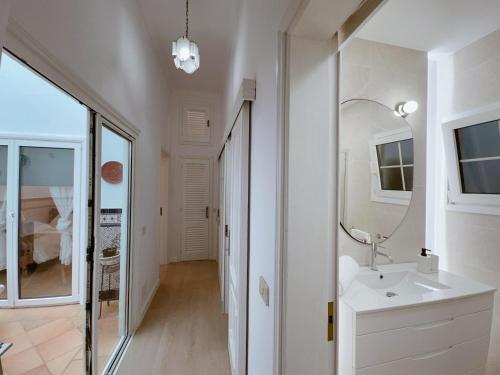 VV Vegueta Lovely Home "by henrypole home"
