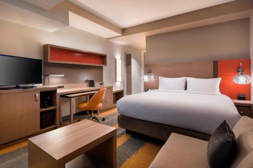 Courtyard by Marriott Phoenix Downtown Image