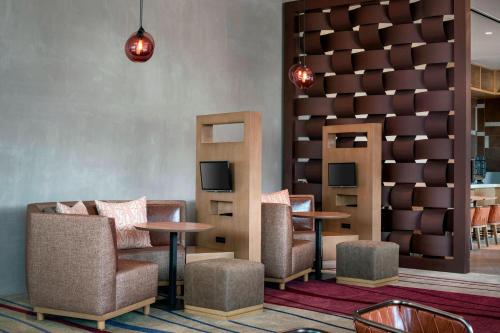 Courtyard by Marriott Phoenix Downtown Image