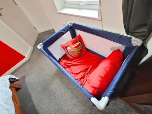 Bright and Spacious 2-Bedroom Flat Near Emirates Stadium photo 25
