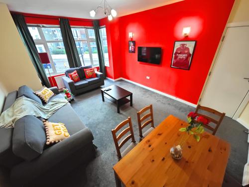 Bright and Spacious 2-Bedroom Flat Near Emirates Stadium photo 6