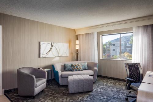 Courtyard by Marriott Henderson - Green Valley - Las Vegas Image