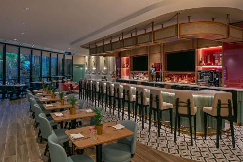Sonesta Miami Airport Image