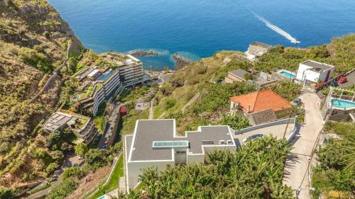 Villa Althea by YMR