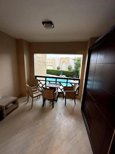 studio in a 5 star hotel