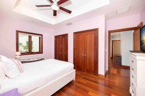 Gallery image of Casa Luna 5 - Limited-Time Deal for Families on This Spacious Beach Villa in George Town