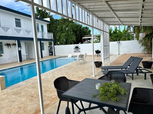 Kolam renang di atau dekat dengan Beachtown Luxury Villas Apt 201