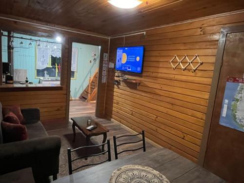 Et tv og/eller underholdning på Cabaña Pangue Hornopirén