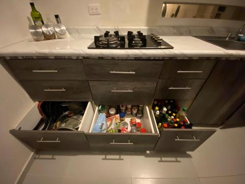 Кухня или мини-кухня в Ground floor apartment, CAS, Centenario, Cons
