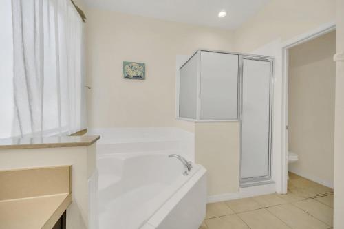 Emerald Island Resort 6 bedroom 4 bathroom luxury photo 48