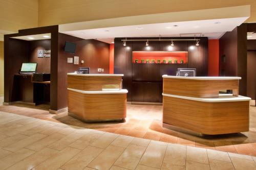 Hall o reception di Courtyard Salt Lake City Airport