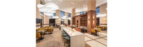 Restoran atau tempat lain untuk makan di Mercure Achères St Germain en Laye