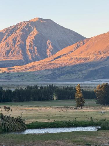Gallery image of Mt Potts Lodge in Ashburton Lakes