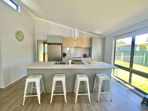 Gallery image of 47 Mirrabooka Road, Mallacoota in Mallacoota
