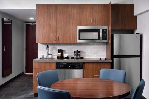 Courtyard by Marriott San Diego Mission Valley/Hotel Circle Image
