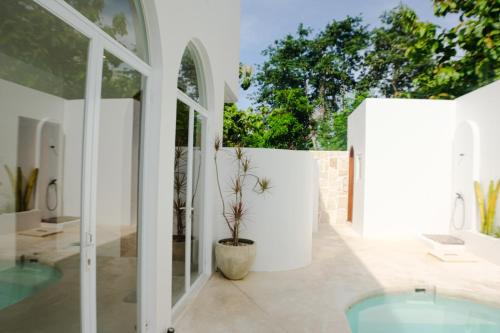 Ένα μπάνιο στο Close to Jimbaran Beach, 3BR with Private Pool