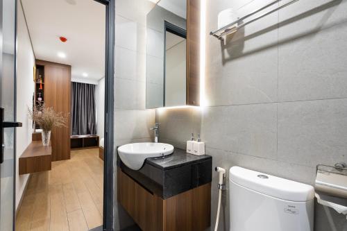Ένα μπάνιο στο Great View Vinh Hoi Apartment