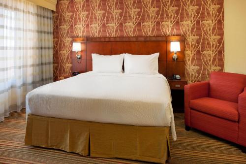 Courtyard by Marriott San Diego Sorrento Valley Image