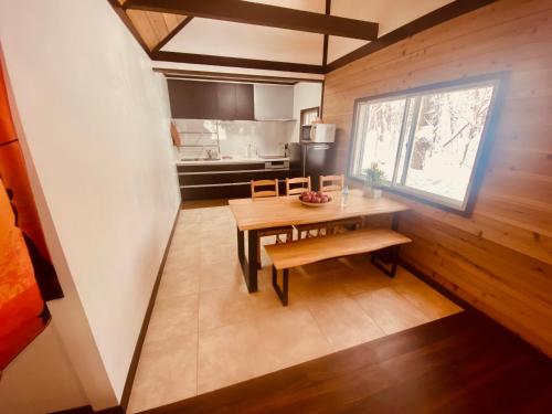 Kozi Cabin