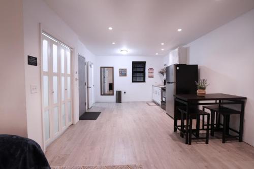Gambar di galeri bagi Bocca Studio di Long Island City
