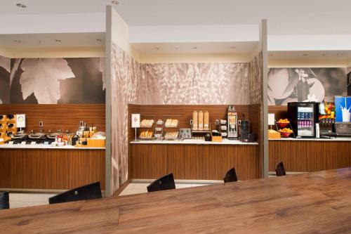 Mad på hotellet eller i nærheden